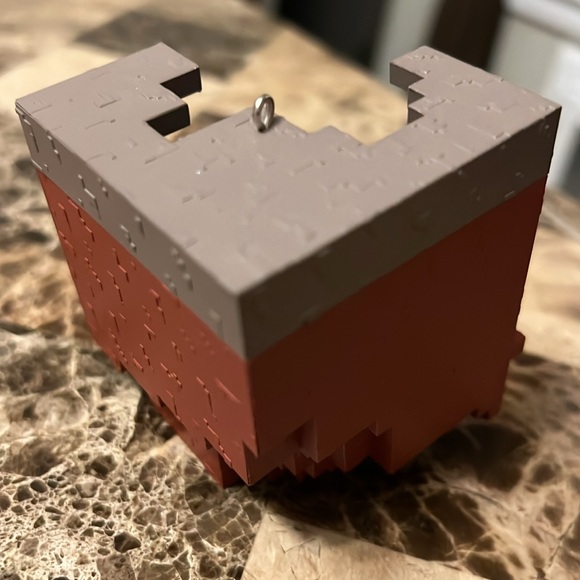 Minecraftt The Nether Christmas ornament like new - Picture 6 of 6